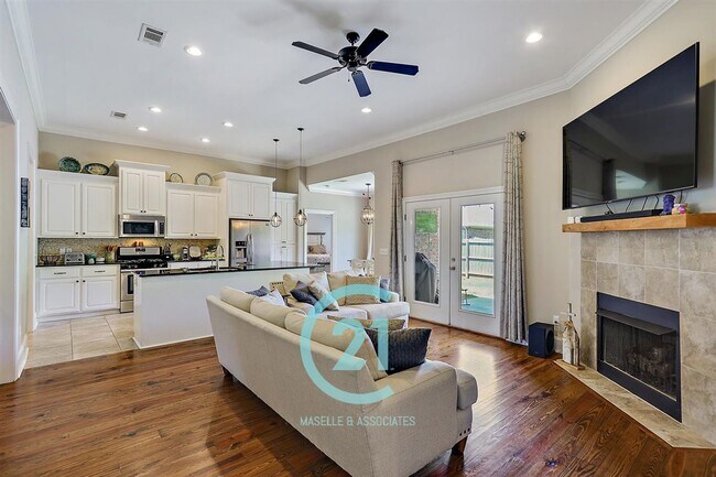 Building Photo - Beautiful 4 bedroom, 2 bathroom house in B...