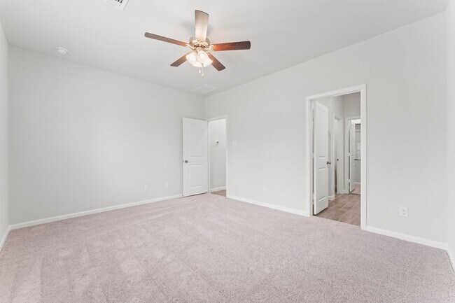 Building Photo - 20802 Adventure Wy