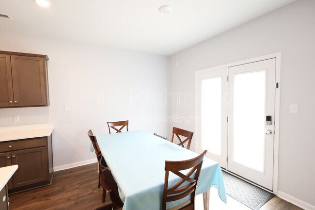 Building Photo - 5918 Brailen Dr