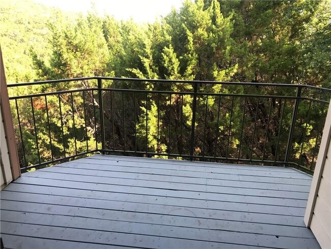 Building Photo - 6000 Shepherd Mountain Cove