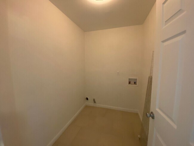 Building Photo - Broad River Township