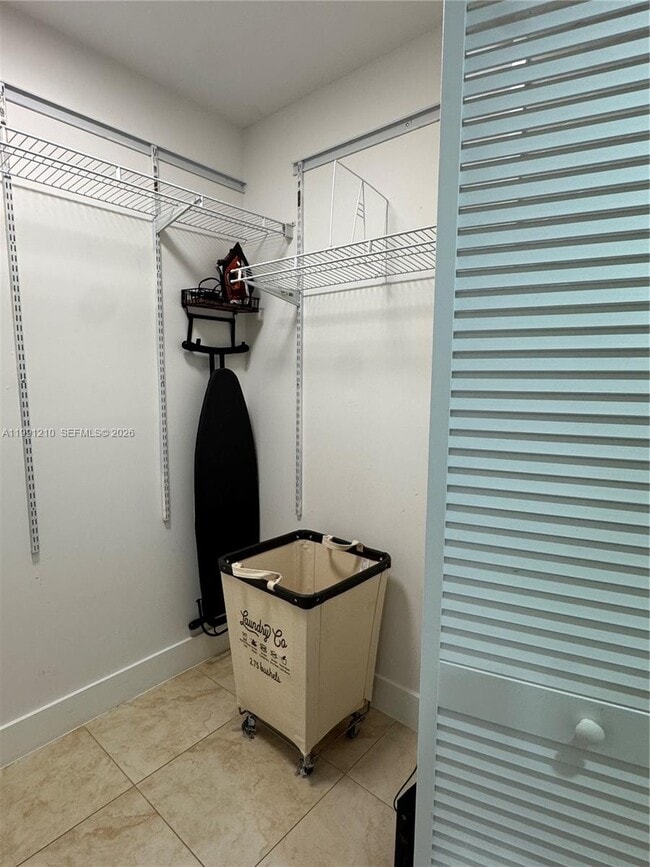 Building Photo - 41 SE 5th St