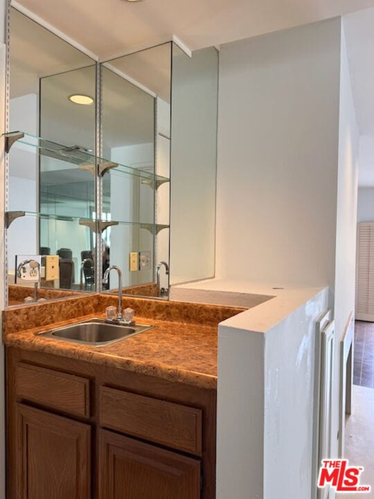 Building Photo - 1655 Selby Ave