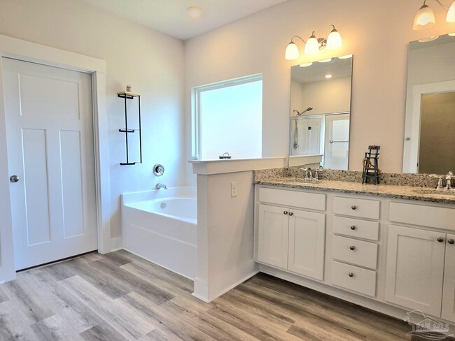 Building Photo - 3954 Whitetail Ln