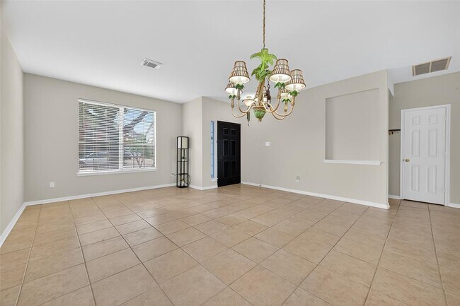 Building Photo - 21515 White Falls Ln