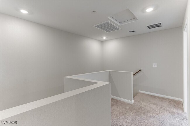 Building Photo - 3584 Credere Ln