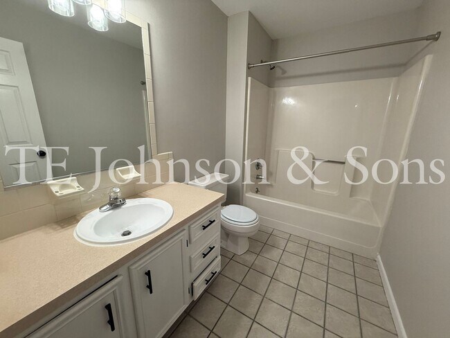 Building Photo - 259 Olde Vineyard Ct