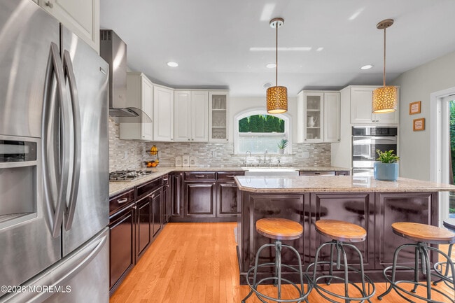 Building Photo - 519 Ryeside Ave