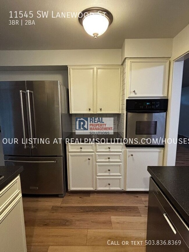 Building Photo - 11545 SW Lanewood St