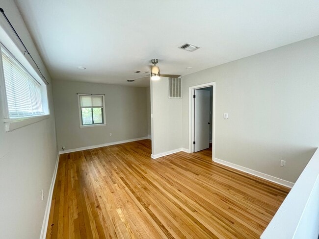 Building Photo - 1510 Edgewood St