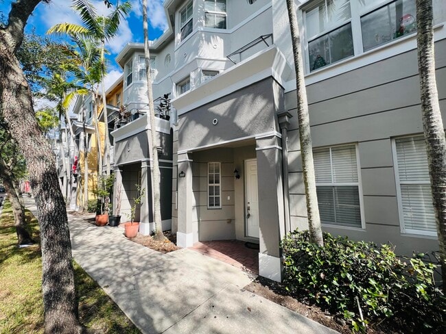 Building Photo - 3507 Shoma Dr