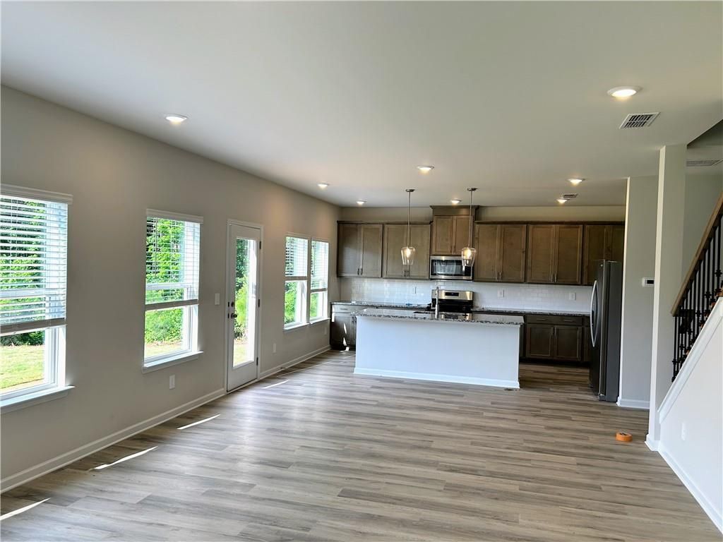 Building Photo - 7798 Richmond Trl