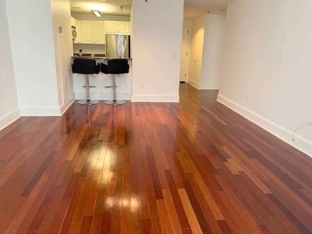 Living room - 1500 Chestnut St