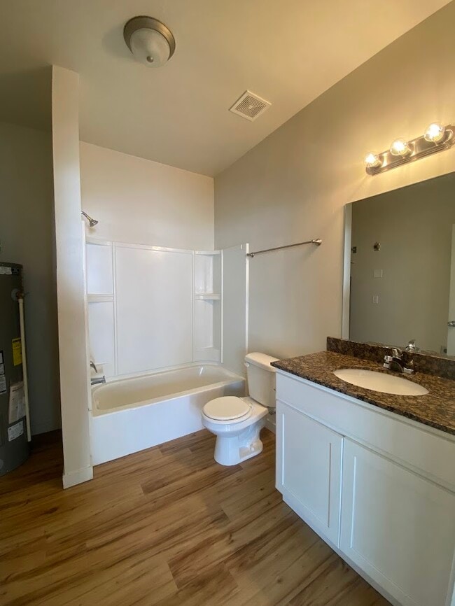 2 bedroom - Idaho Falls Skyline, LLC