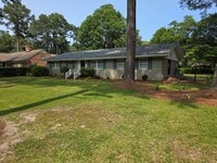 Building Photo - 1100 Robin Hill Rd NW