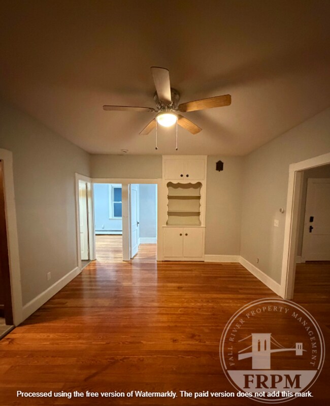 Building Photo - 318 Wood St