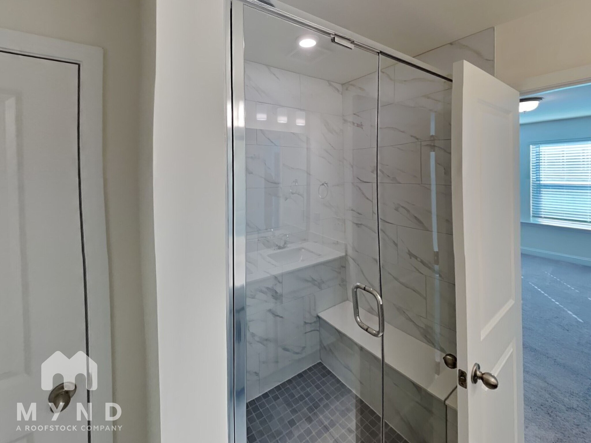 Building Photo - 1518 Cedar Tree Dr