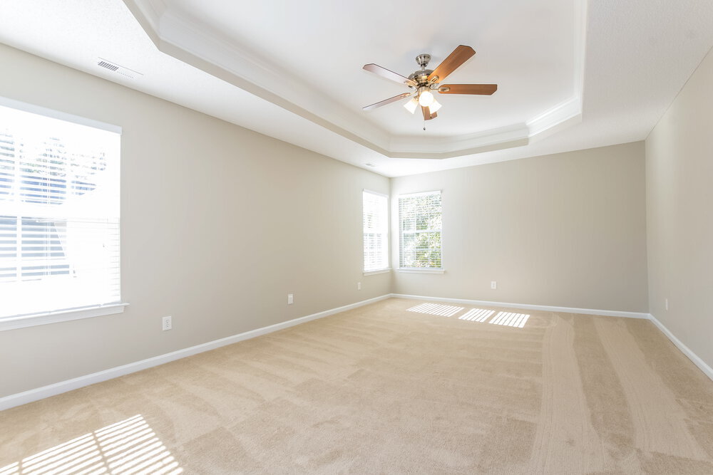 Building Photo - 4521 Hyperion Ct