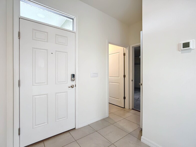 Building Photo - 5059 Stokes Way