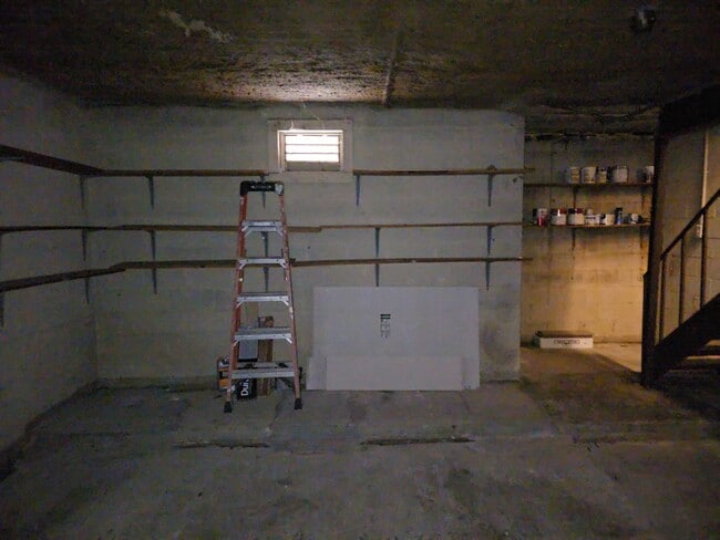 Building Photo - 2019 Place Rebecca Ln