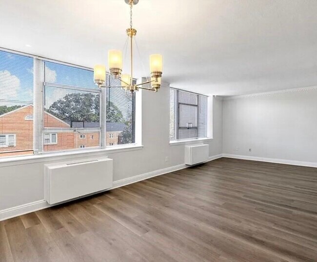 Building Photo - 20 Hammond Pond Pkwy