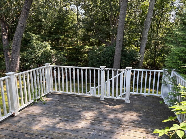 Building Photo - Beautiful Single Family Home For Rent in W...