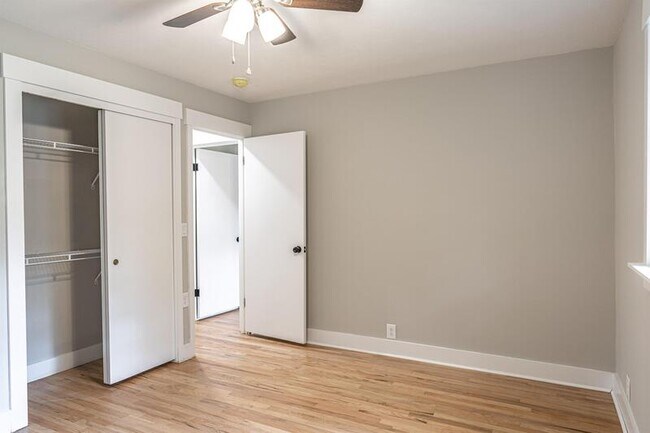 Building Photo - 440 W Maine Ave