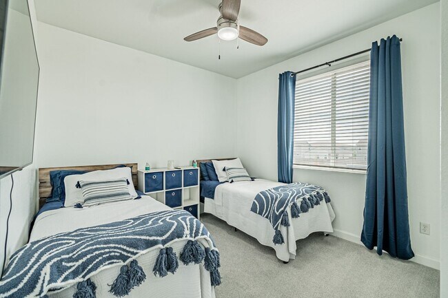 Building Photo - LEASED THRU 04/12/2026: 3BD, 2.5BA Commerce City Townhome with 2-Car Garage