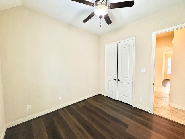 Building Photo - 21346 Huron Bend Dr