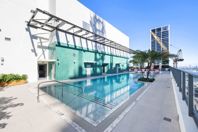 Building Photo - 11 NE 6th St