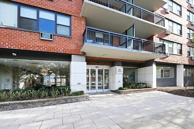 Building Photo - 500 Central Ave