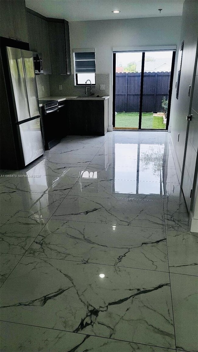 Building Photo - 19233 NW 37th Ave