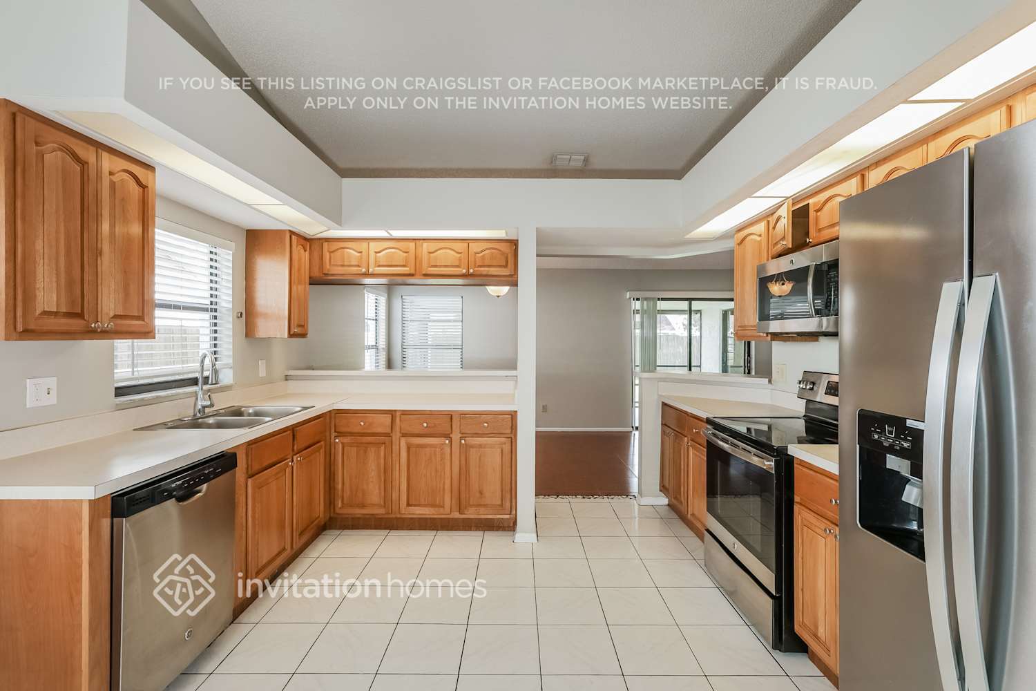 Building Photo - 11003 Kenbrook Dr