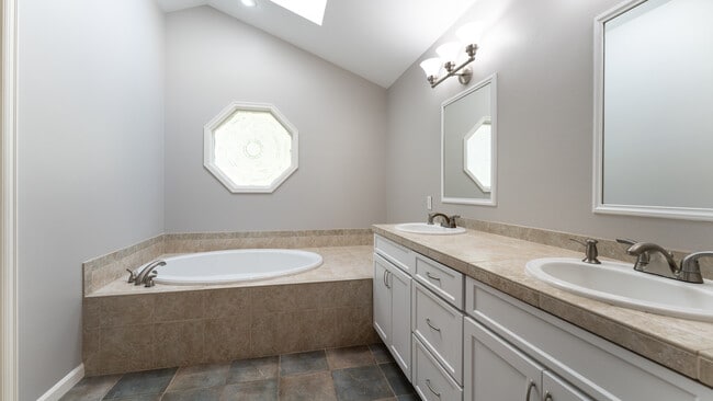 Building Photo - 23516 NE 22nd St