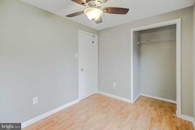 Building Photo - 10904 Huntington Woods Cir