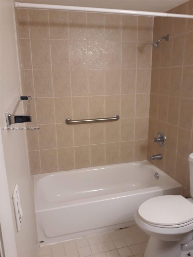 Building Photo - 7401 SW 152nd Ave