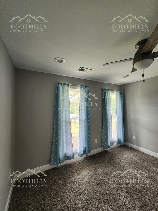 Building Photo - 128 Hudgins Lake Rd