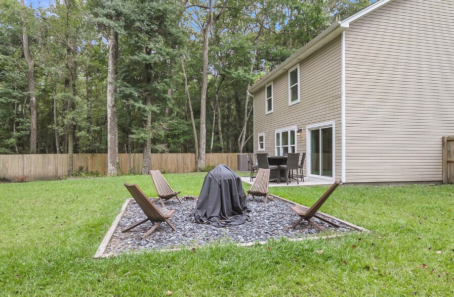 Building Photo - 3297 Walter Dr