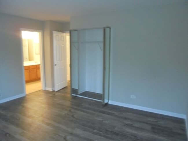 Building Photo - 3110 Ronan Dr