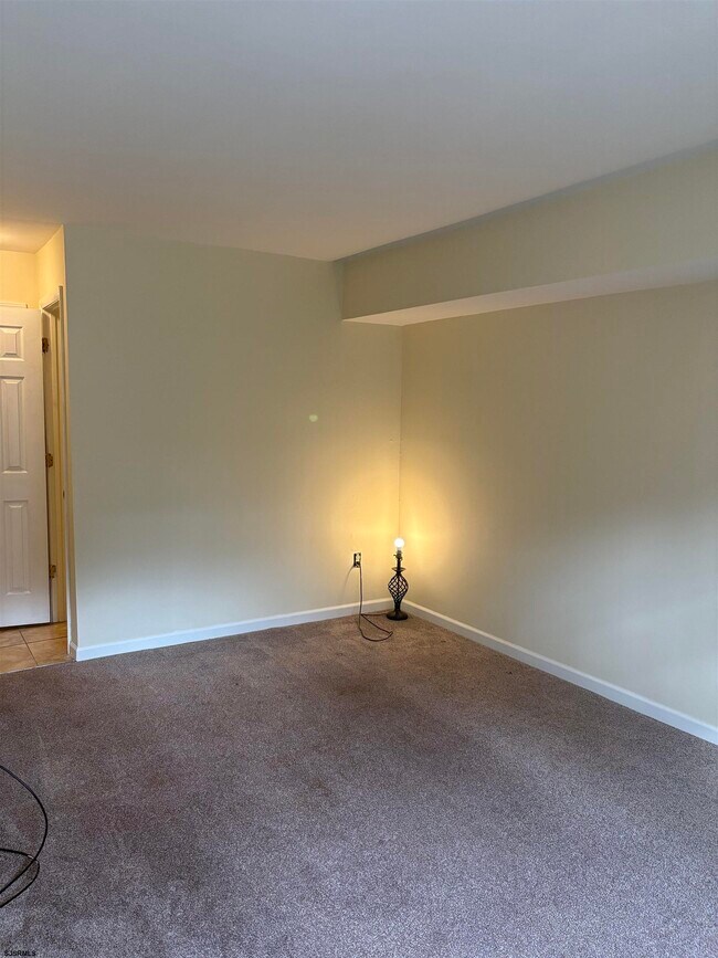 Building Photo - 2705 Goldenrod Ct