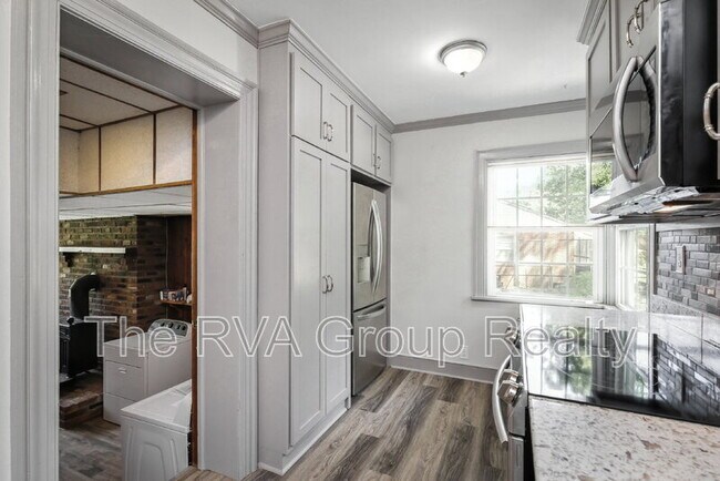 Building Photo - 13141 Overhill Dr