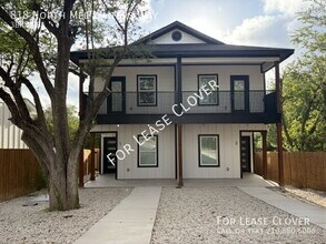 Building Photo - 818 N Mel Waiters Way
