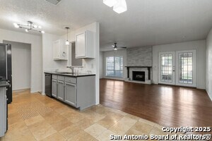 Building Photo - 7960 Splintered Oak