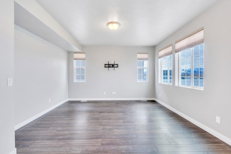 Building Photo - 5749 W Osprey Dr