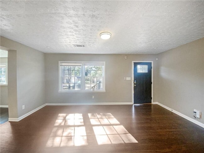 Building Photo - 3168 Canary Ct