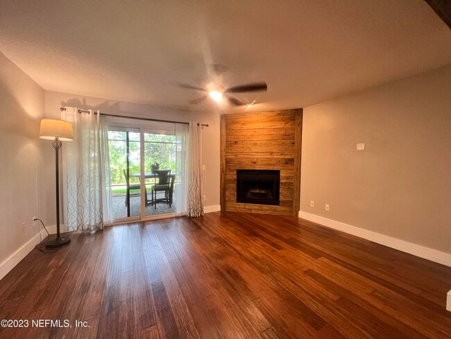 Building Photo - 108 Cranes Lake Dr