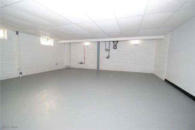 Building Photo - 26650 Detroit Rd