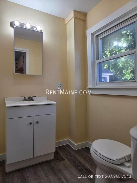 Building Photo - 16 Kendall St