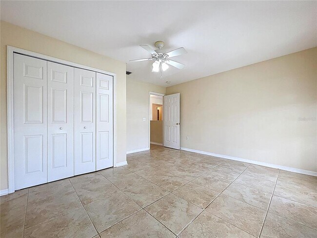 Building Photo - 5060 Spanish Oaks Blvd