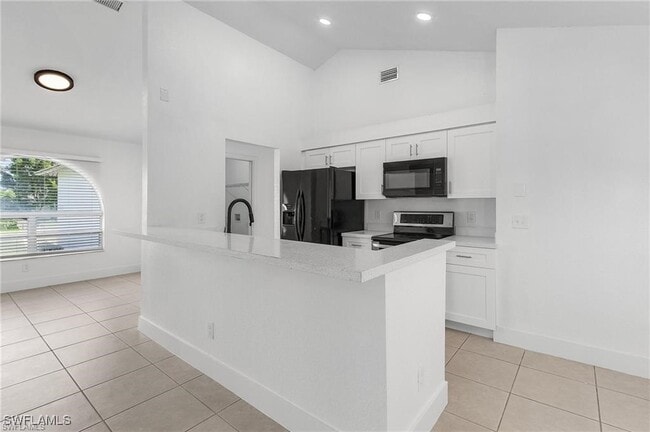 Building Photo - 8184 Cypress Dr N